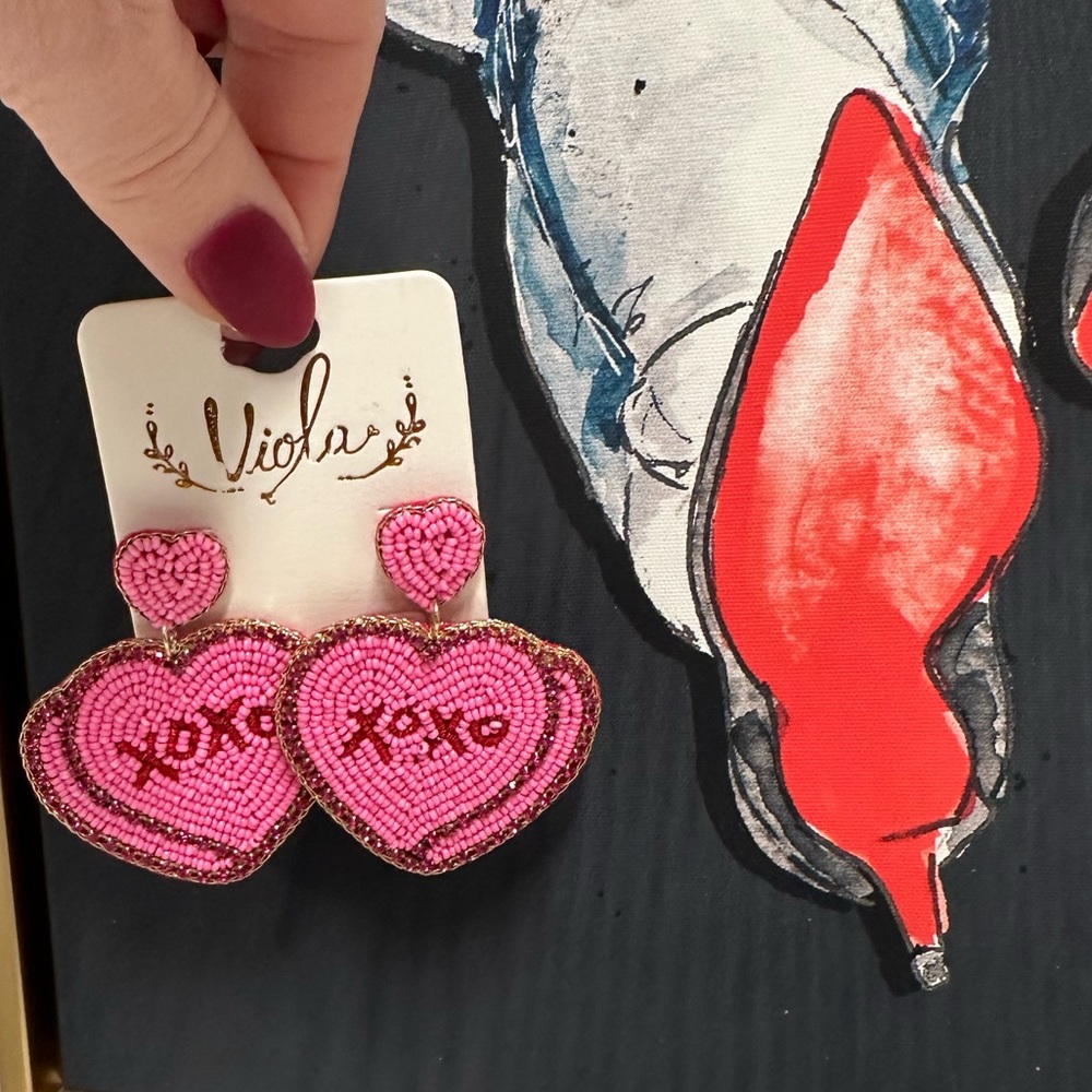 💗💗💗XOXO BEADED VALENTINE EARRINGS 💗💗 NEW!! - Picture 2 of 7